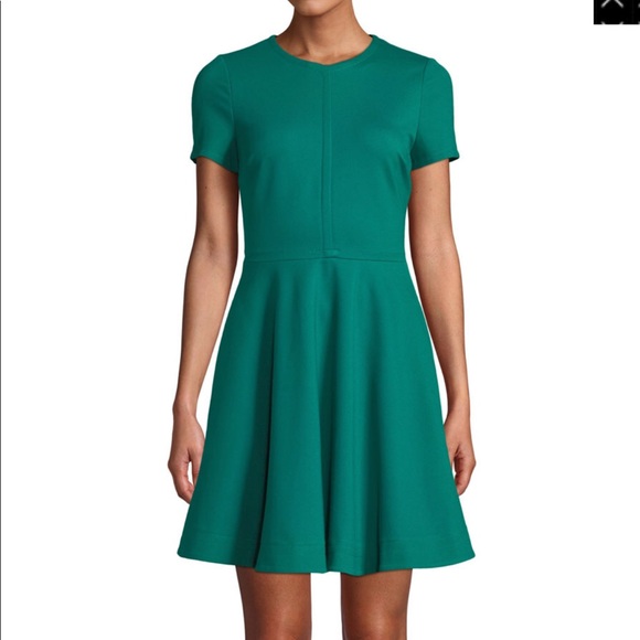 Diane Von Furstenberg Dresses & Skirts - NWOT DVF fit and flare Ivana dress (with pockets)